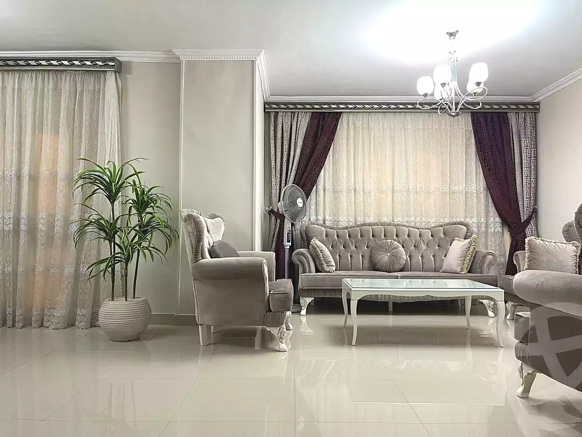 https://aqarmap.com.eg/ar/listing/7130959-for-rent-cairo-6th-of-october-compounds