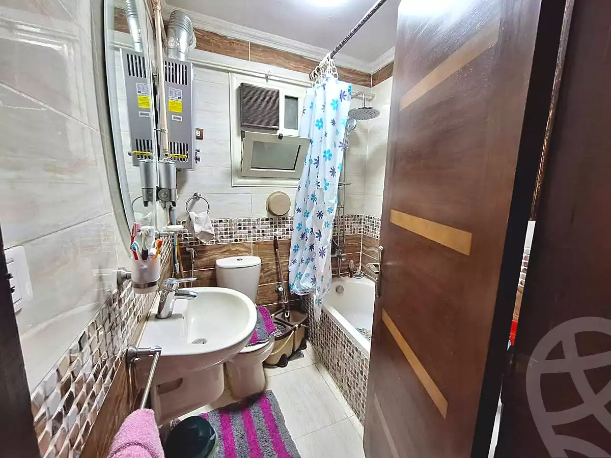 https://aqarmap.com.eg/ar/listing/7131058-for-sale-cairo-nozha-2-el-khamseen-st