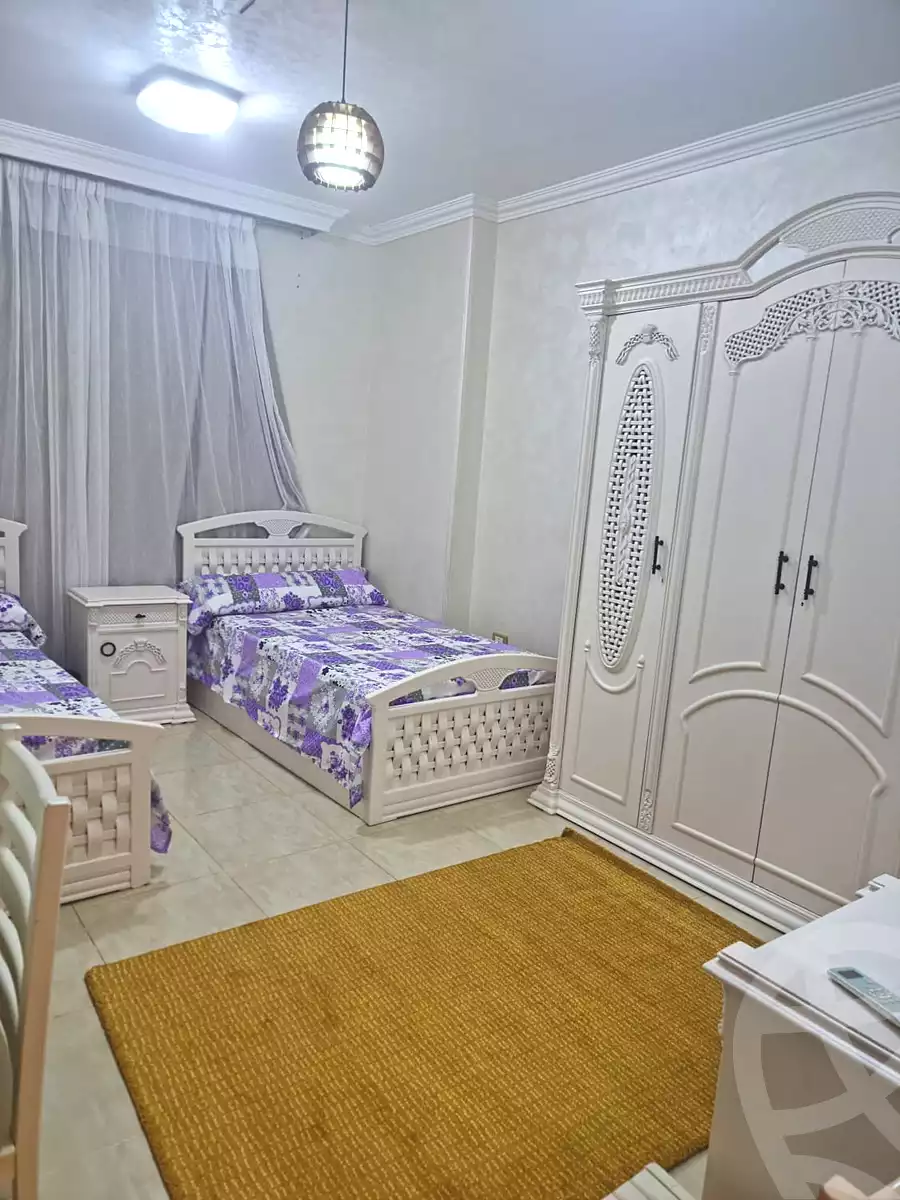 https://aqarmap.com.eg/ar/listing/7131088-for-rent-cairo-6th-of-october-el-ahyaa-neighborhood-1st
