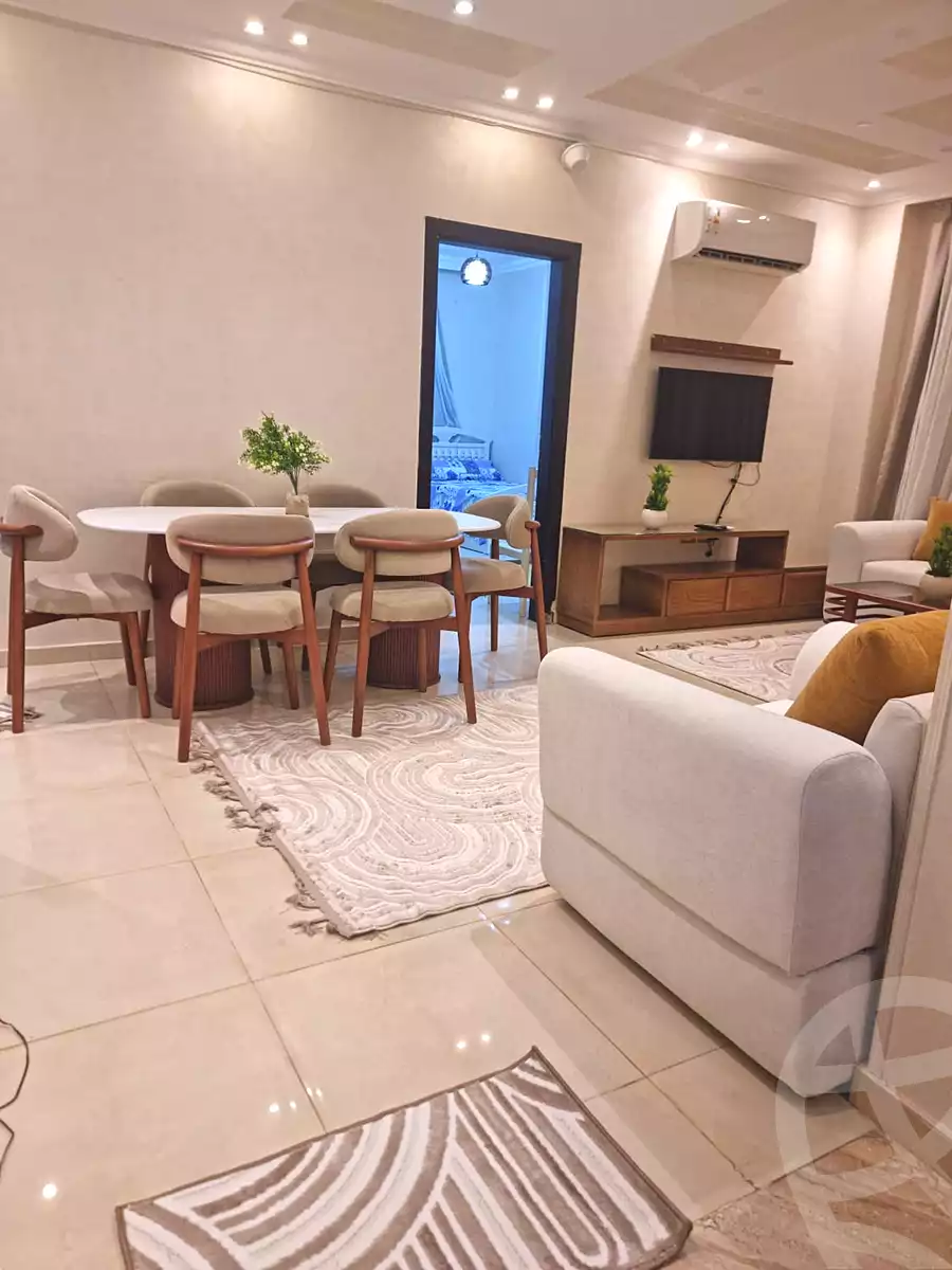 https://aqarmap.com.eg/ar/listing/7131088-for-rent-cairo-6th-of-october-el-ahyaa-neighborhood-1st