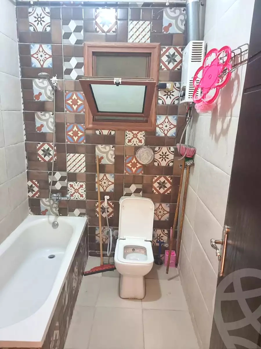 https://aqarmap.com.eg/ar/listing/7131088-for-rent-cairo-6th-of-october-el-ahyaa-neighborhood-1st
