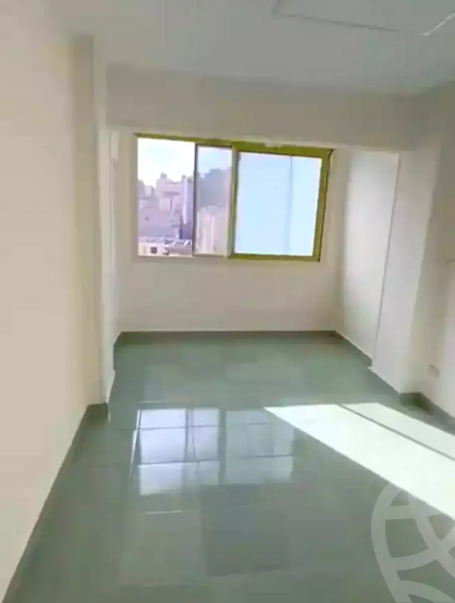https://aqarmap.com.eg/ar/listing/7131177-for-sale-alexandria-miami-mahmoud-el-isawy-st