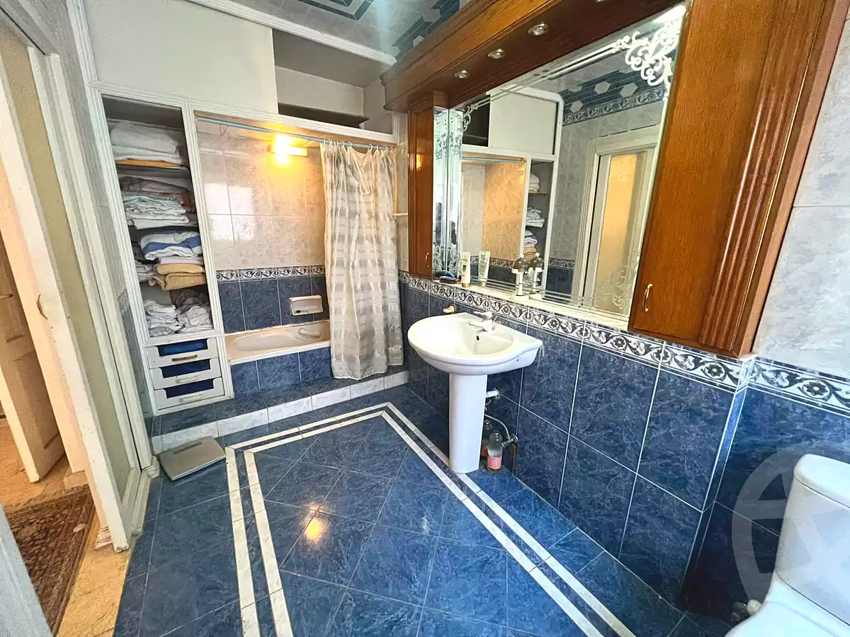 https://aqarmap.com.eg/ar/listing/7131497-for-sale-cairo-dokki-manteqt-nadi-el-syd