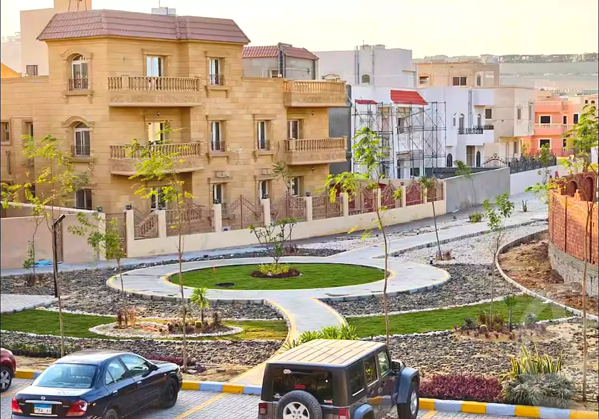 https://aqarmap.com.eg/ar/listing/7131499-for-rent-cairo-6th-of-october-compounds-blm-fyl