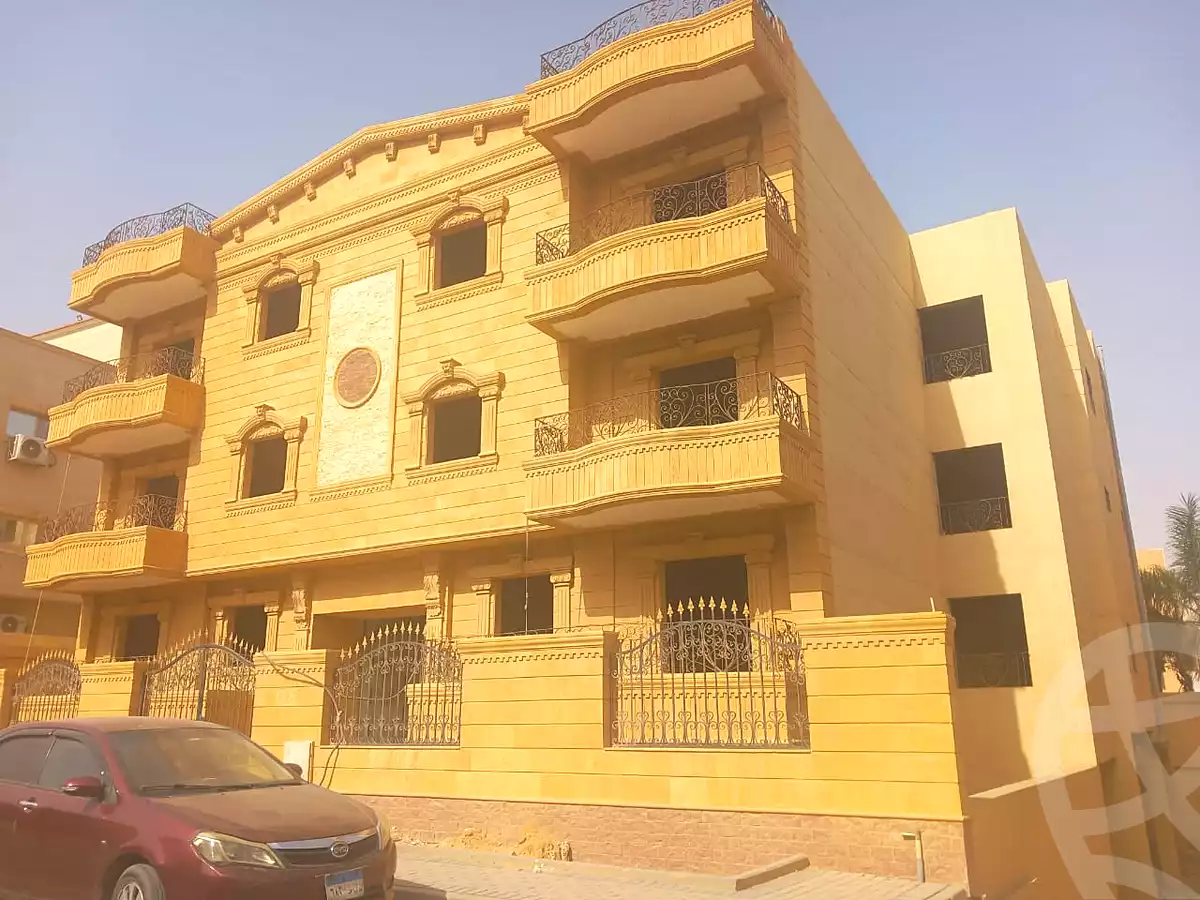 https://aqarmap.com.eg/ar/listing/7131518-for-sale-cairo-new-cairo-gharb-el-golf-alaa-elsaadany-st