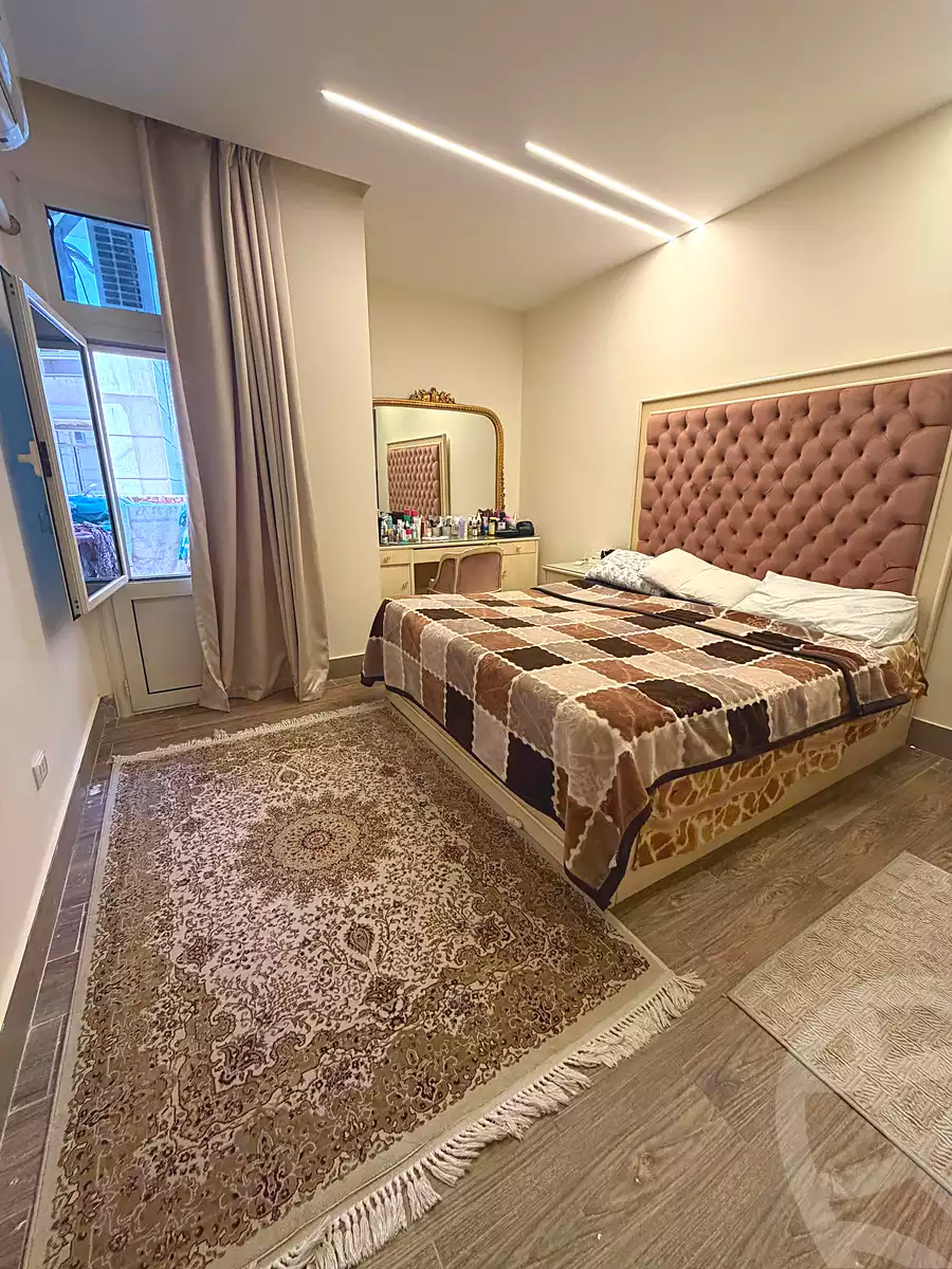 https://aqarmap.com.eg/ar/listing/7131677-for-sale-cairo-new-cairo-el-narges-el-narges-2-pilot-halawany-st