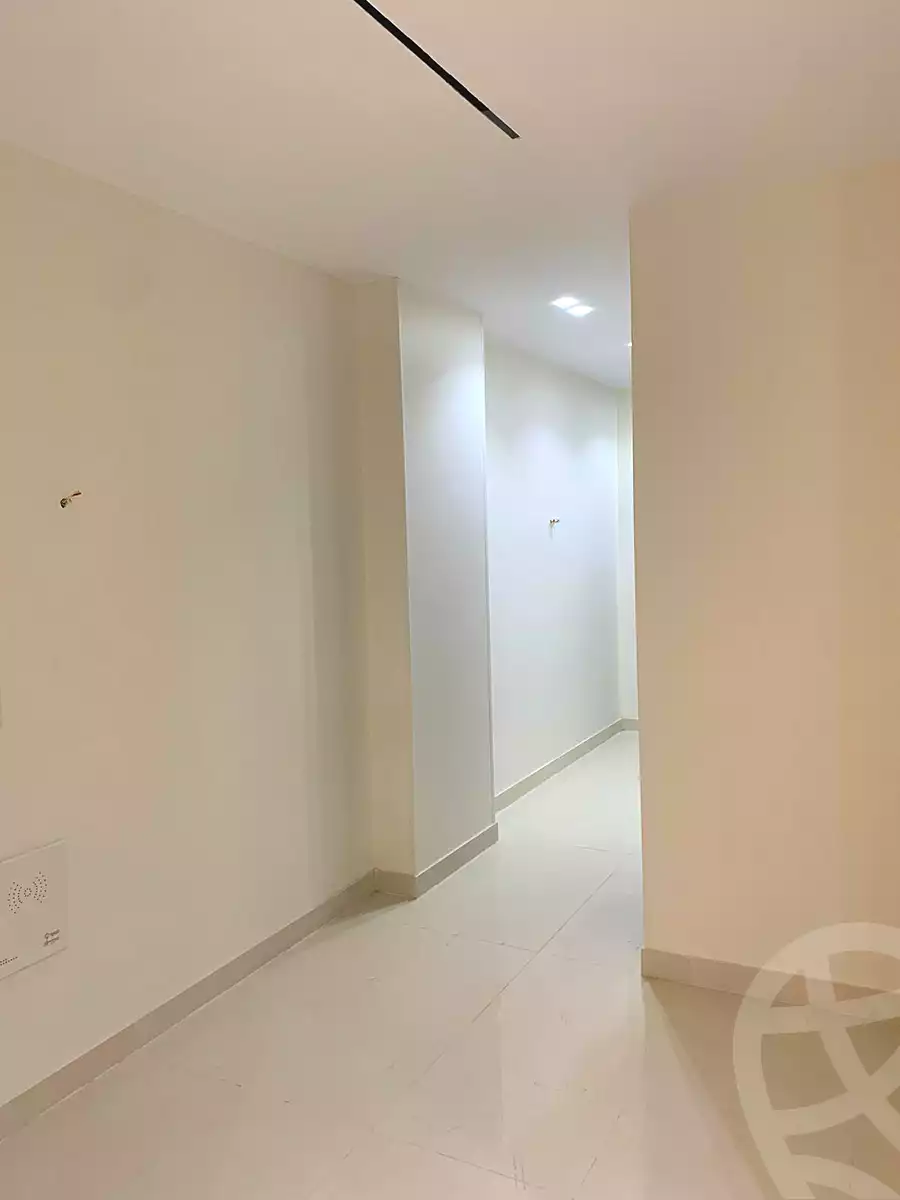 https://aqarmap.com.eg/en/listing/7131711-for-sale-cairo-new-cairo-compounds-kmbwnd-ldf-lwtny