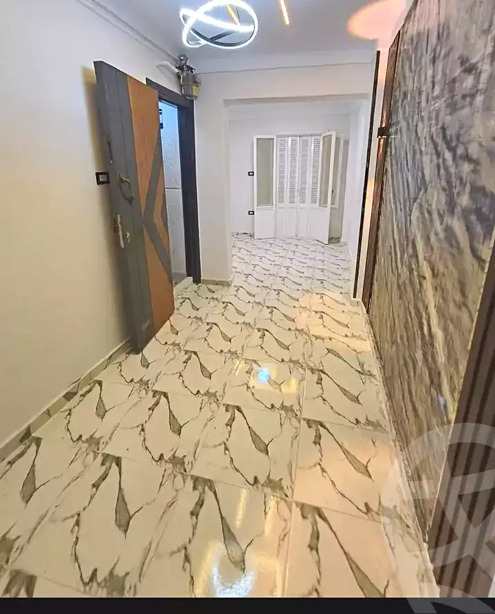 https://aqarmap.com.eg/ar/listing/7131878-for-sale-alexandria-lsywf-el-falki-street-16-el-eslah