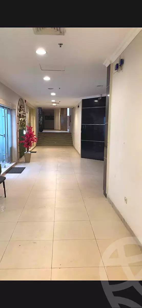 https://aqarmap.com.eg/ar/listing/7132095-for-rent-cairo-new-cairo-mohammed-nagib-axis-st
