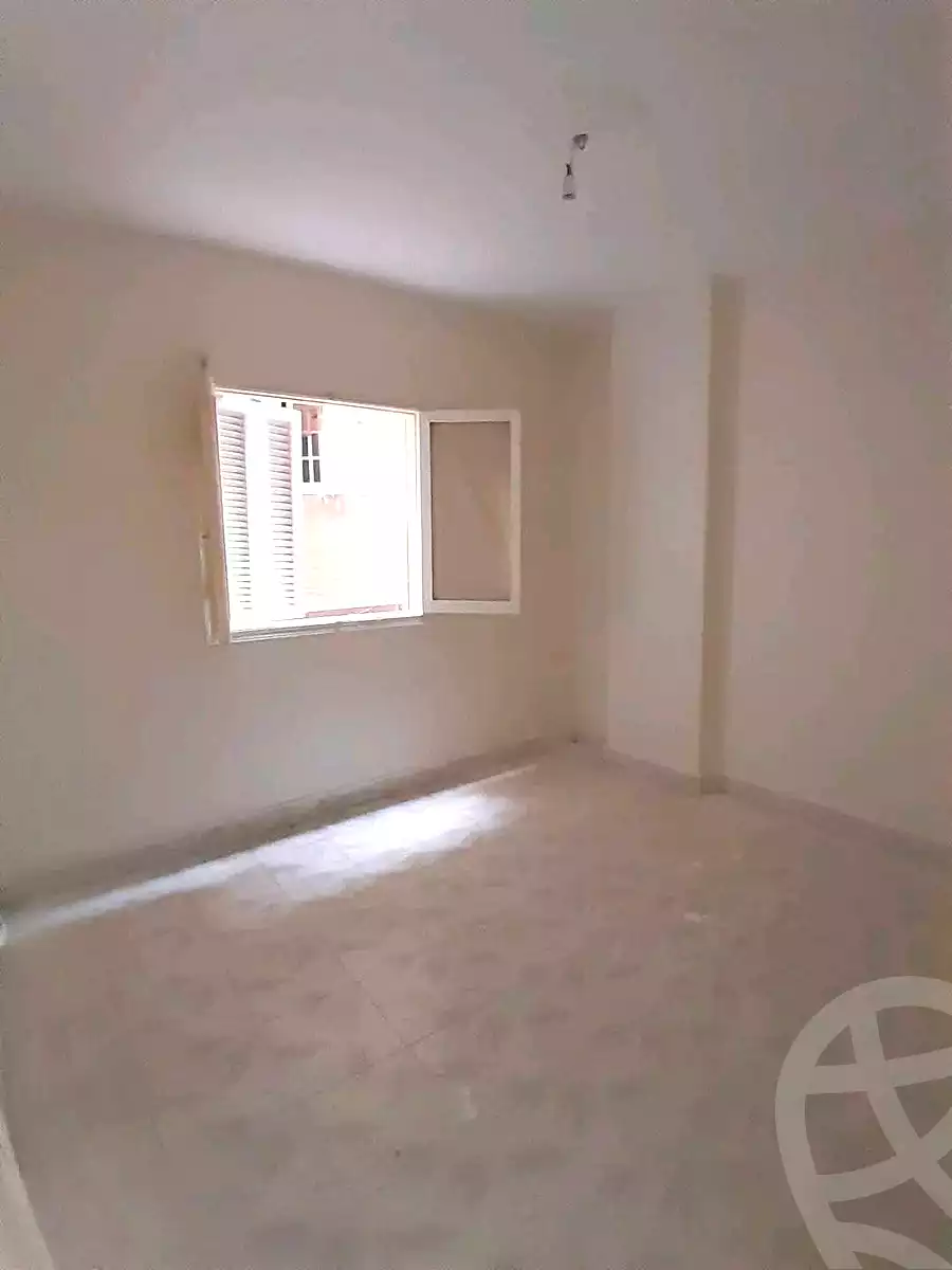 https://aqarmap.com.eg/en/listing/7132130-for-sale-alexandria-al-agamy-el-hanouvel