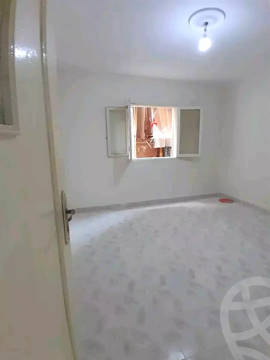 https://aqarmap.com.eg/en/listing/7132130-for-sale-alexandria-al-agamy-el-hanouvel