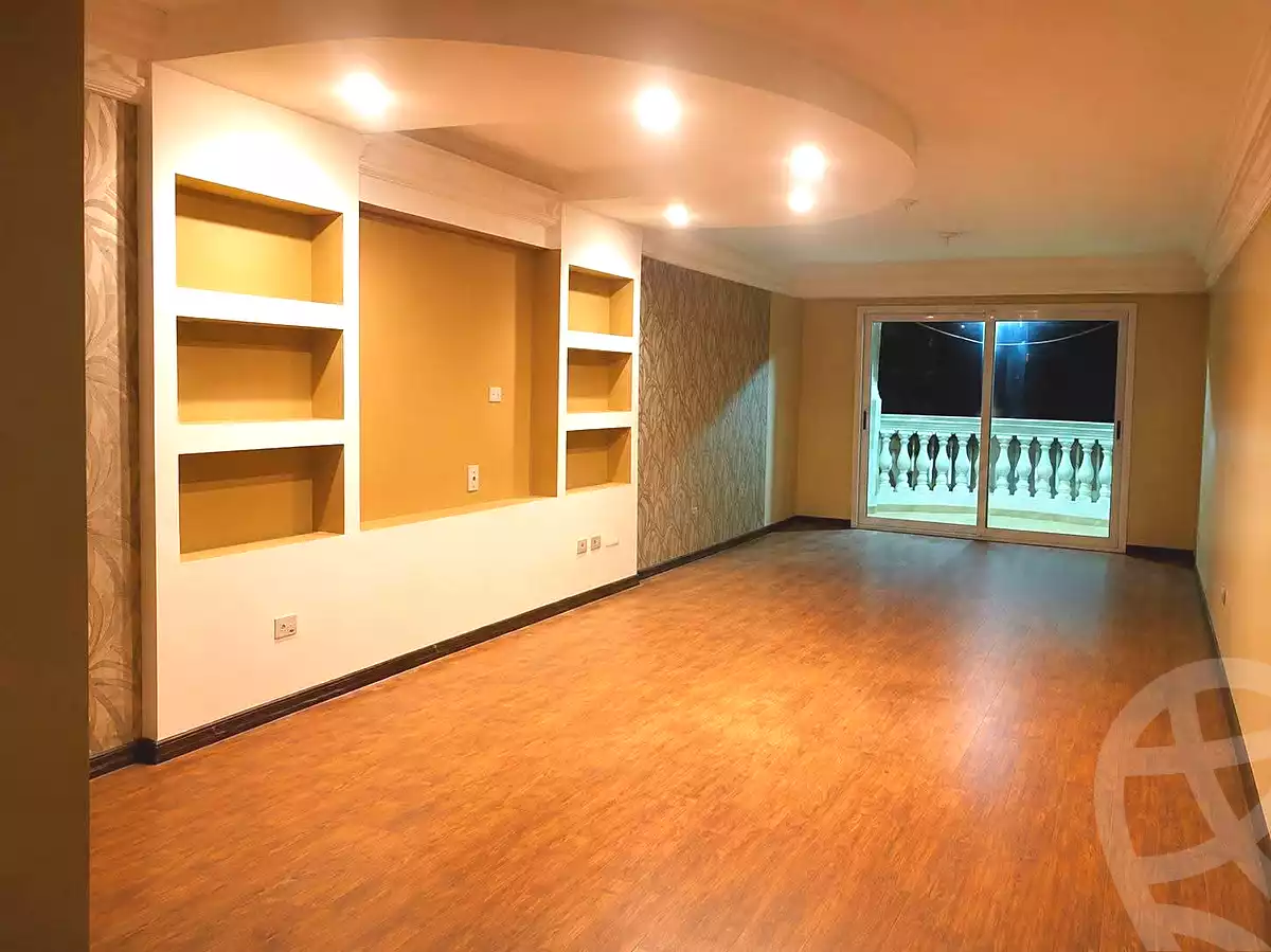 https://aqarmap.com.eg/ar/listing/7132214-for-sale-alexandria-smouha-mostafa-kamel-st