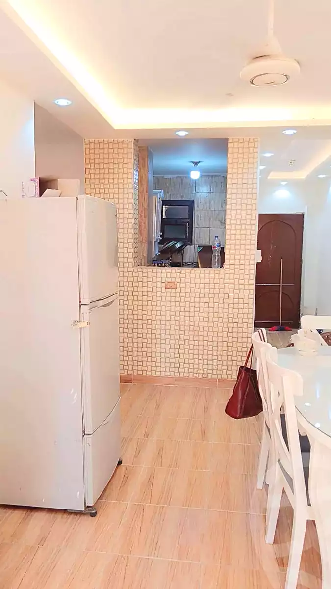 https://aqarmap.com.eg/ar/listing/7132593-for-rent-cairo-helwan-el-shareaa-el-sharby-st