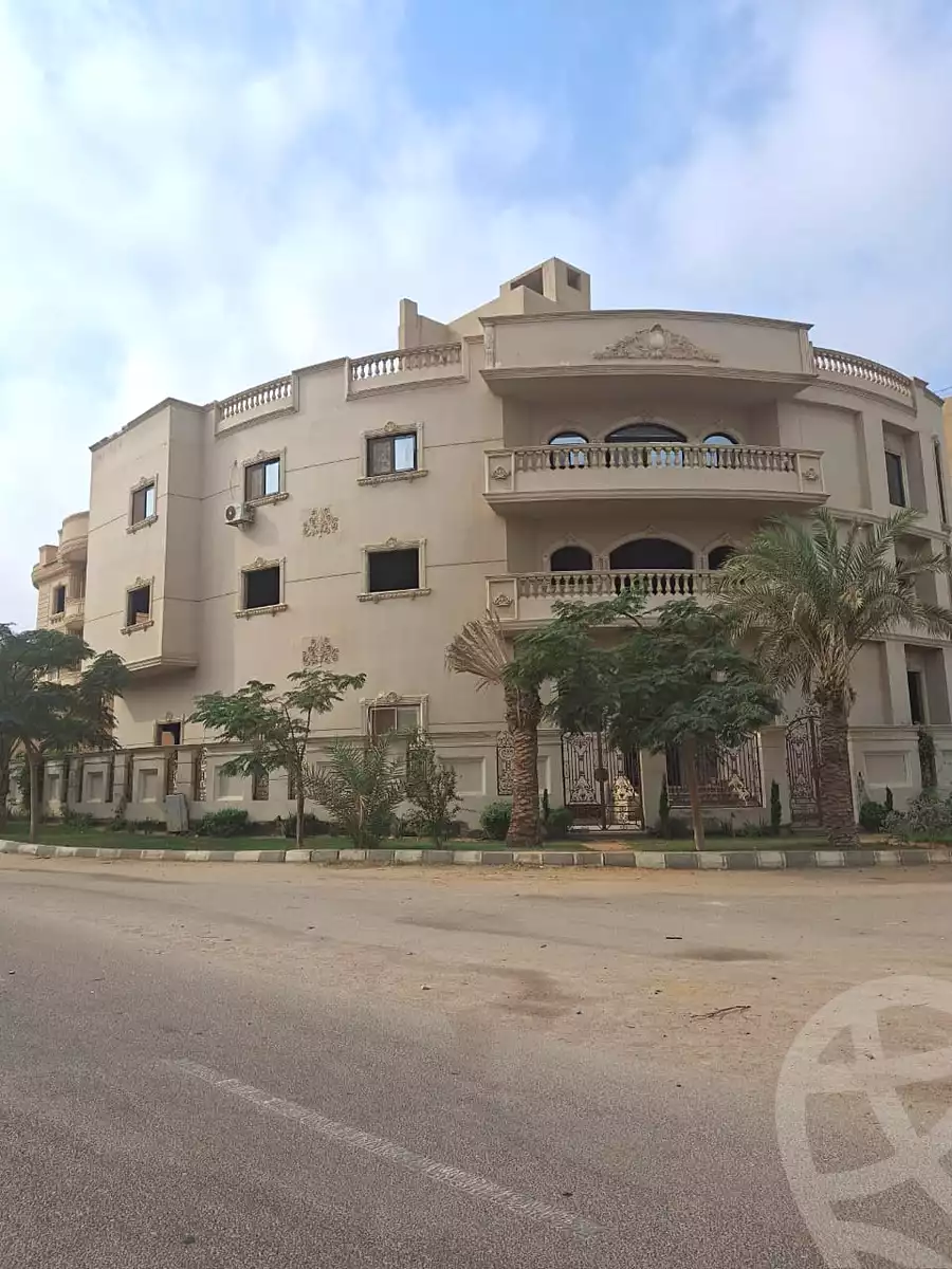 https://aqarmap.com.eg/ar/listing/7133186-for-sale-cairo-new-cairo-el-banafsg-el-banafsag-7-ibrahim-hamroush-st
