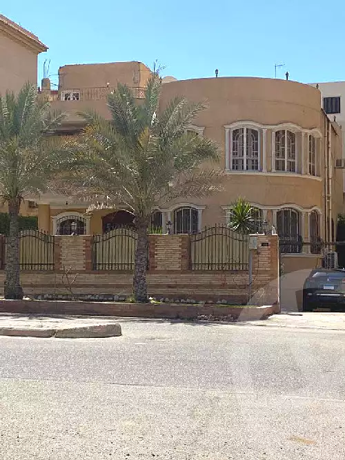 https://aqarmap.com.eg/ar/listing/7133202-for-sale-cairo-new-cairo-el-ahyaa-first-neighborhood-omar-ibn-abd-el-aziz-st