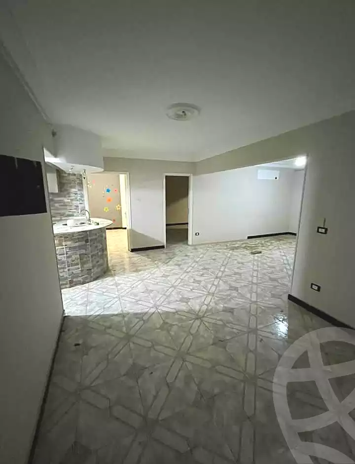 https://aqarmap.com.eg/ar/listing/7133228-for-sale-cairo-ain-shams-ain-shams-el-sharkia-el-zahraa-st