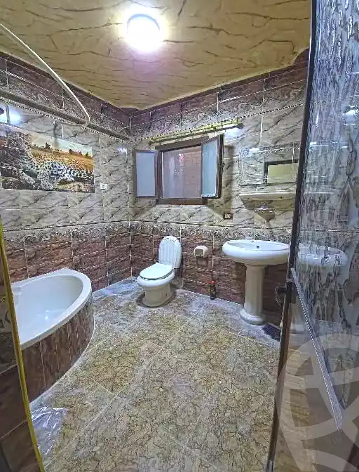 https://aqarmap.com.eg/ar/listing/7133527-for-sale-alexandria-alexandria-marsa-matrouh-rd