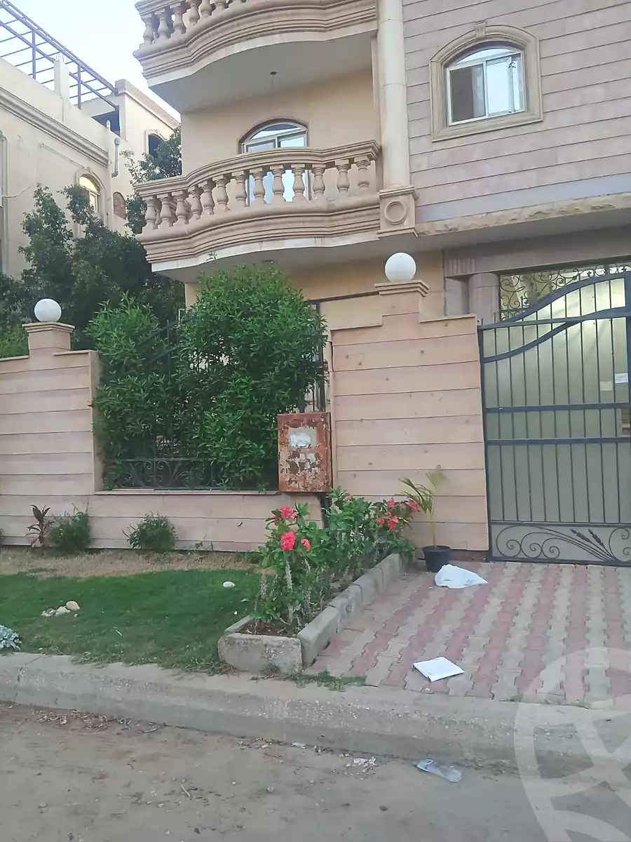 https://aqarmap.com.eg/en/listing/7133772-for-rent-cairo-el-sheikh-zayed-city-shr-lbstn