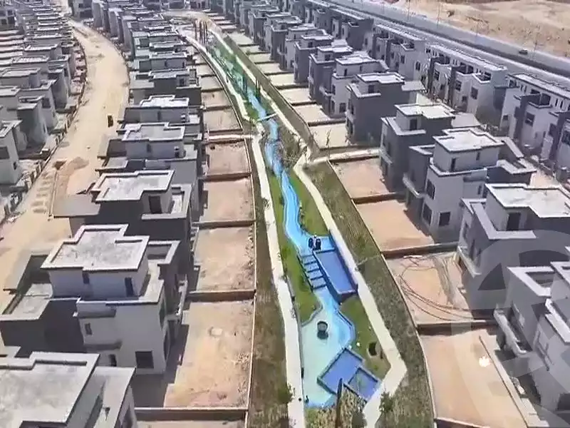 https://aqarmap.com.eg/ar/listing/7133803-for-sale-cairo-new-cairo-compounds-kmbwnd-kryk-twn-il-cazar