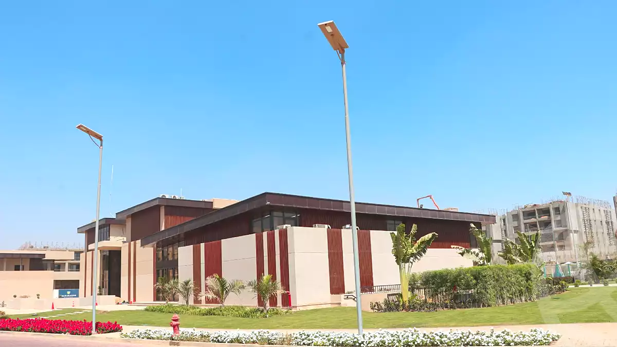 https://aqarmap.com.eg/en/listing/7133972-for-sale-cairo-new-cairo-compounds-fifth-square