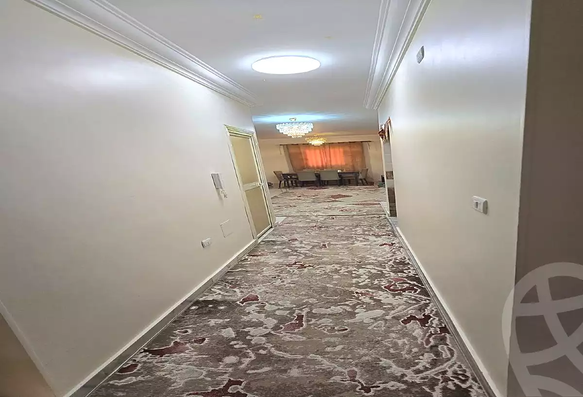 https://aqarmap.com.eg/en/listing/7134188-for-sale-cairo-new-cairo-first-settlement-mhwr-mstfy-kml