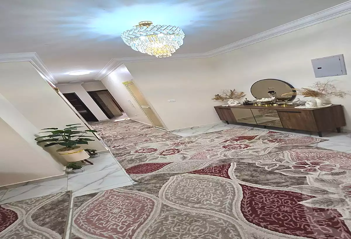 https://aqarmap.com.eg/en/listing/7134188-for-sale-cairo-new-cairo-first-settlement-mhwr-mstfy-kml
