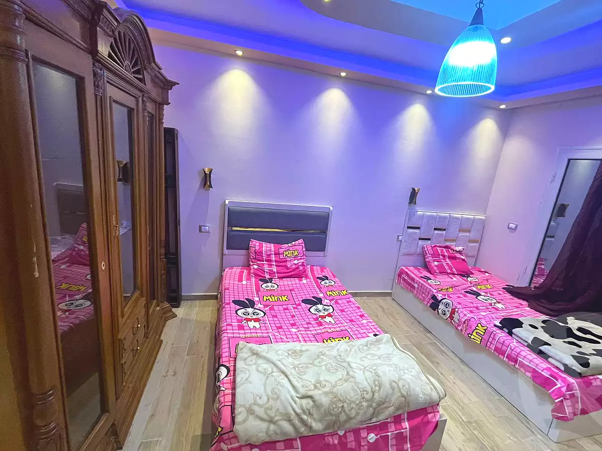 https://aqarmap.com.eg/ar/listing/7134232-for-rent-cairo-el-sheikh-zayed-city-compounds-el-khamayel