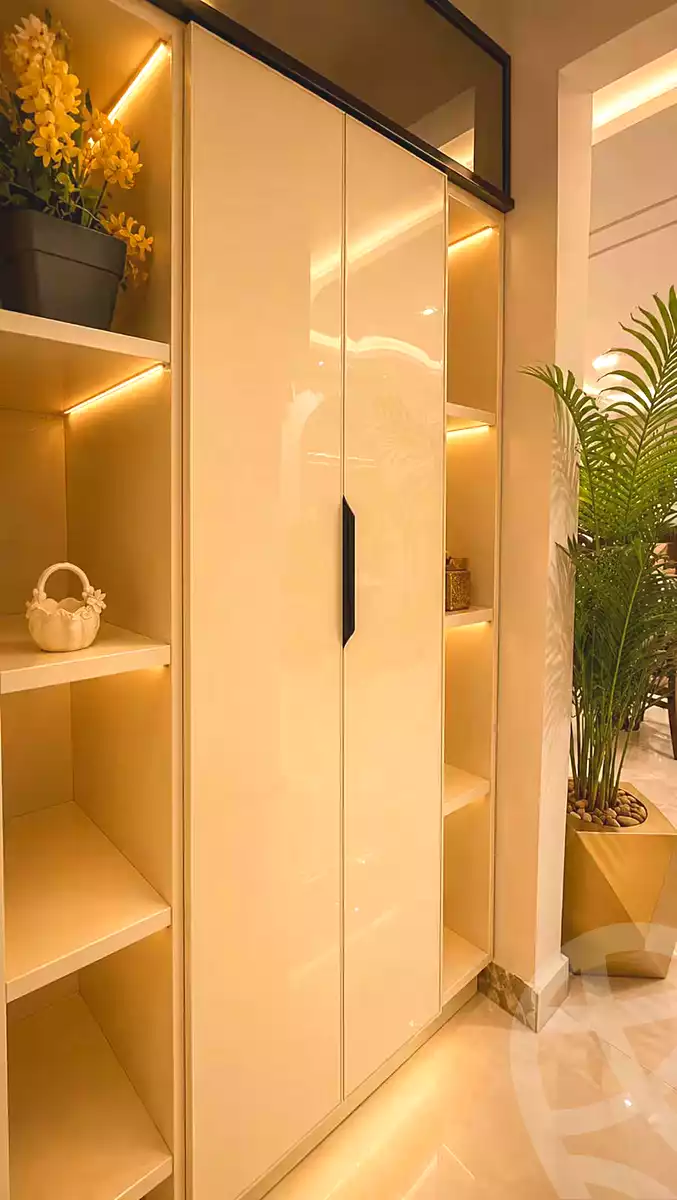https://aqarmap.com.eg/ar/listing/7134247-for-rent-cairo-el-sheikh-zayed-city-compounds-el-khamayel