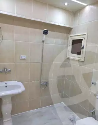 https://aqarmap.com.eg/ar/listing/7134384-for-sale-alexandria-moharram-bey-moharram-bek-st