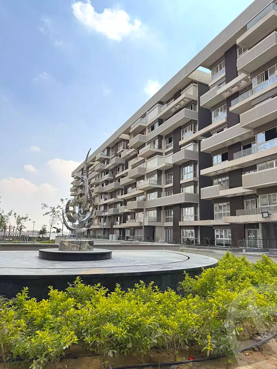 https://aqarmap.com.eg/ar/listing/7134409-for-sale-cairo-new-administrative-capital-r7-scenario