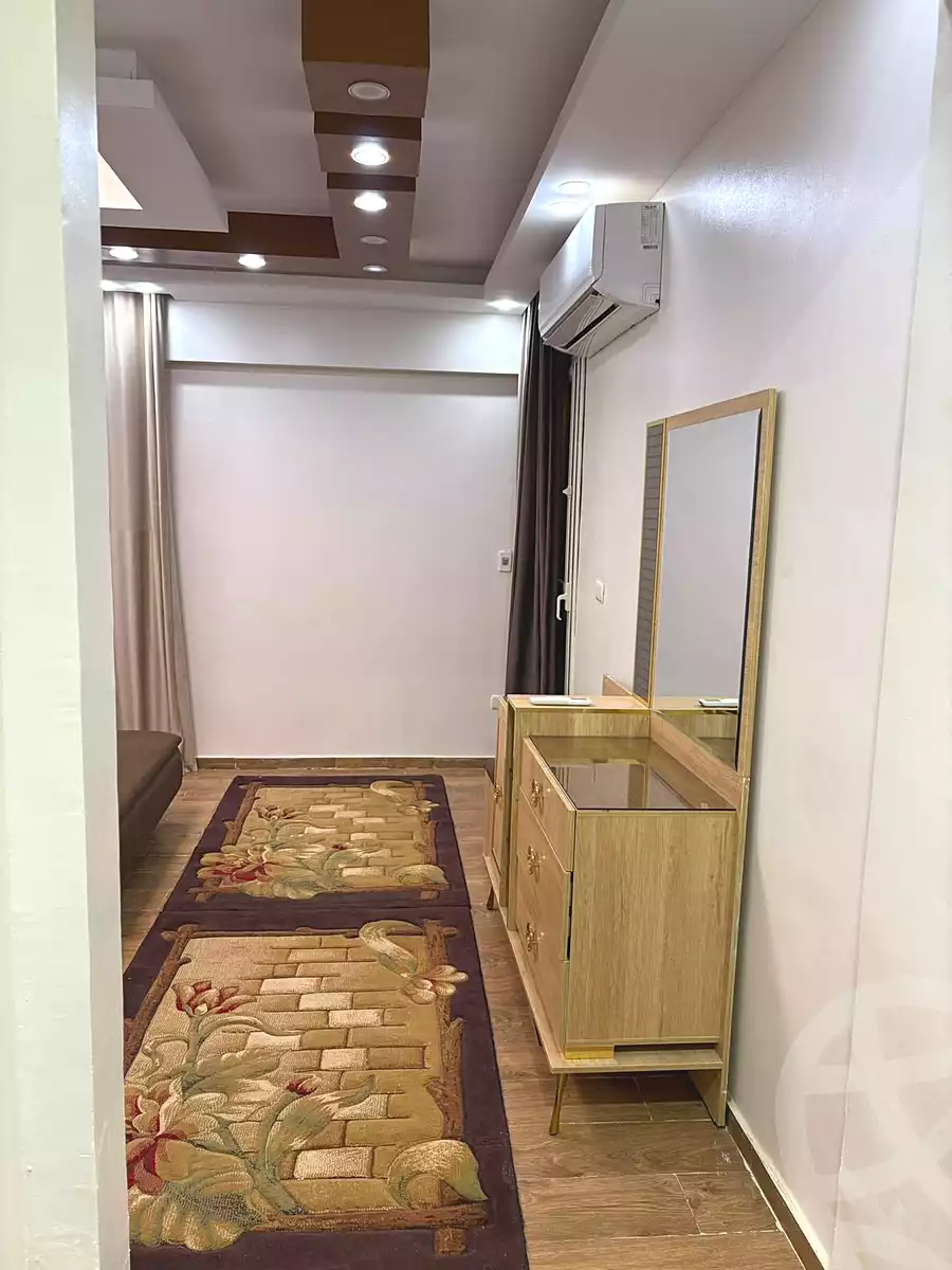 https://aqarmap.com.eg/en/listing/7134412-for-rent-cairo-6th-of-october-compounds-jn-ktwbr