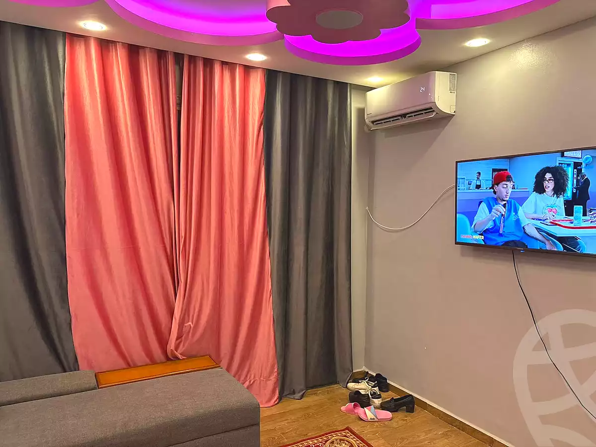 https://aqarmap.com.eg/en/listing/7134412-for-rent-cairo-6th-of-october-compounds-jn-ktwbr