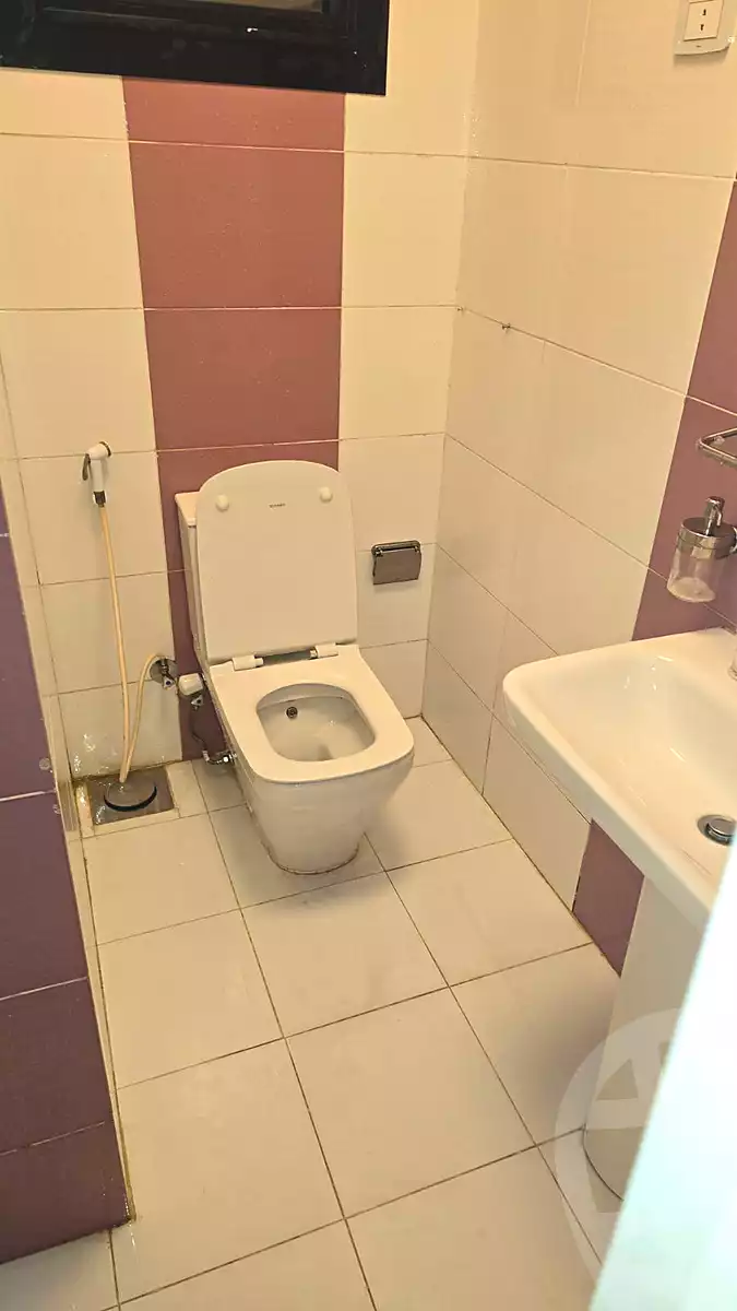 https://aqarmap.com.eg/en/listing/7134427-for-sale-cairo-new-cairo-compounds-la-rose