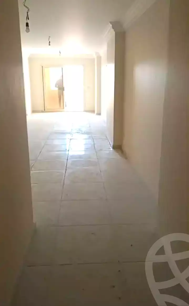 https://aqarmap.com.eg/ar/listing/7134841-for-sale-alexandria-lsywf-city-light-compound