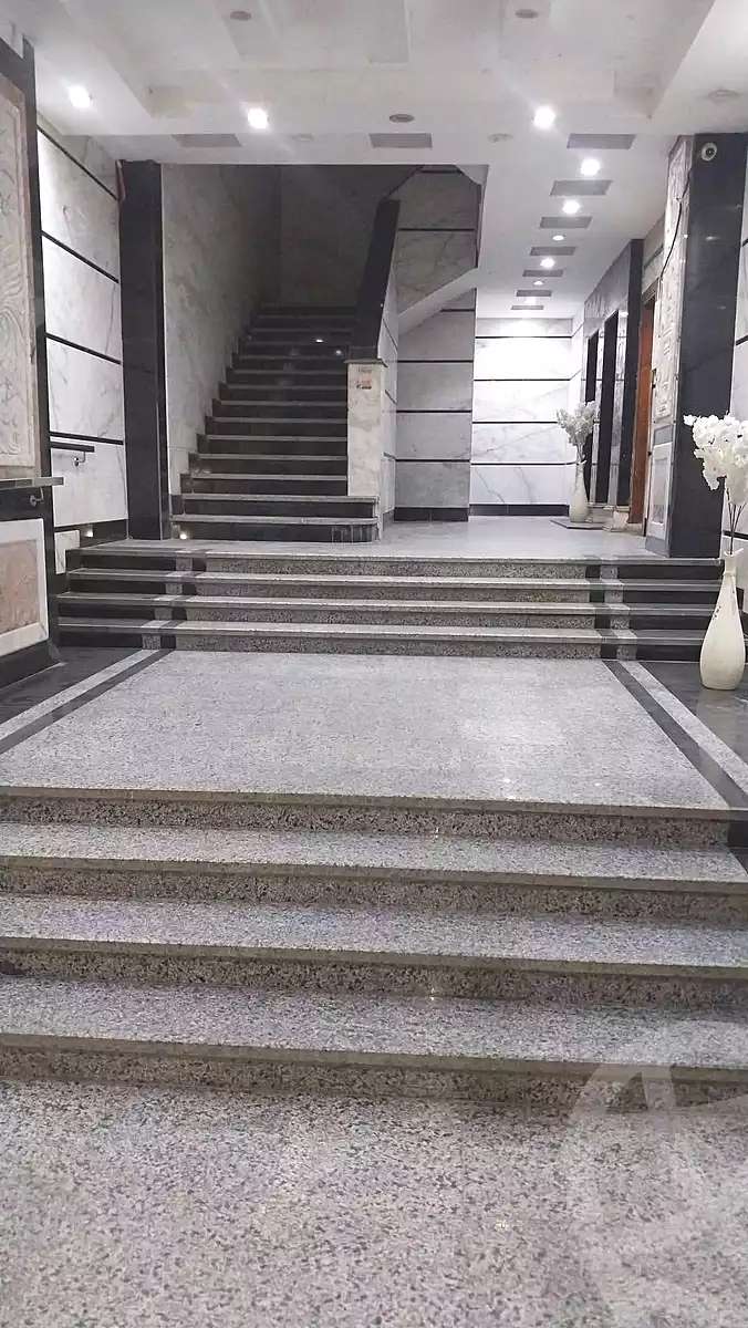 https://aqarmap.com.eg/ar/listing/7134906-for-sale-cairo-shoubra