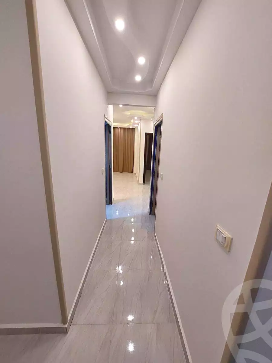 https://aqarmap.com.eg/ar/listing/7134939-for-sale-cairo-helwan-helwan-el-sharkeya-saleh-sobhy-st