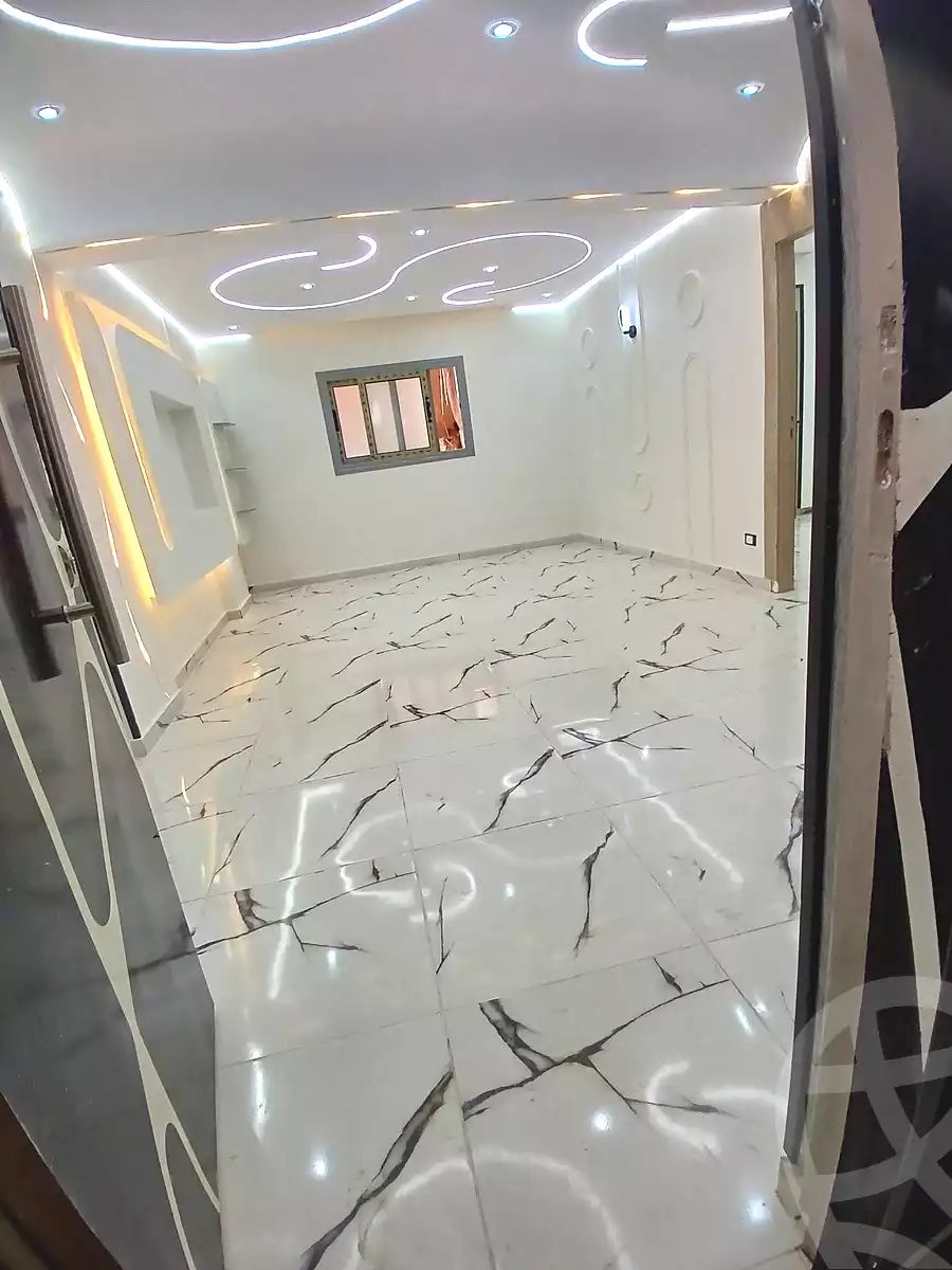 https://aqarmap.com.eg/ar/listing/7135009-for-sale-alexandria-lsywf-el-falki