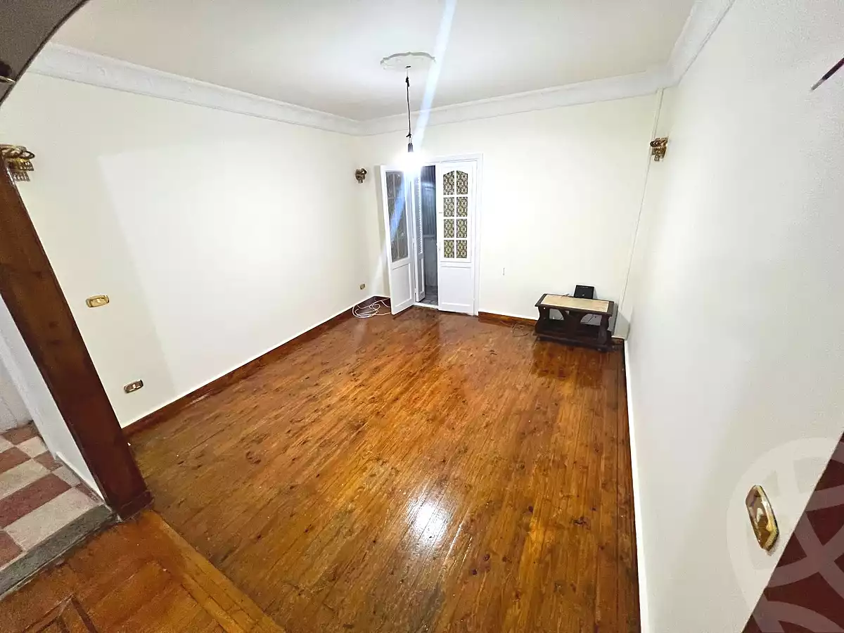 https://aqarmap.com.eg/ar/listing/7135042-for-rent-alexandria-el-asafra-l-sfr-bhry
