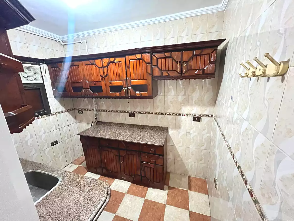 https://aqarmap.com.eg/ar/listing/7135042-for-rent-alexandria-el-asafra-l-sfr-bhry