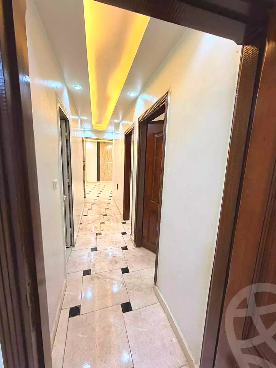 https://aqarmap.com.eg/en/listing/7135051-for-rent-cairo-elnozha-Streettt-27