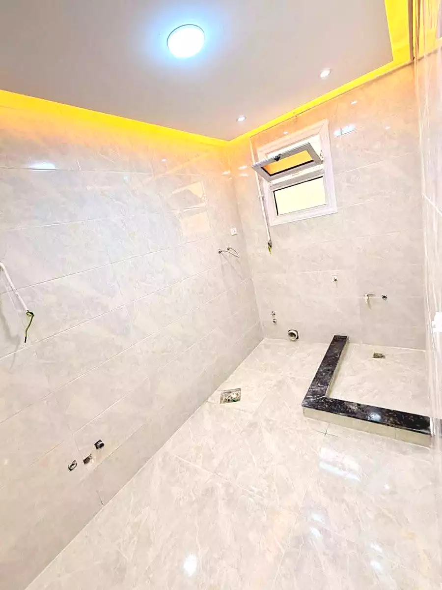 https://aqarmap.com.eg/ar/listing/7135084-for-sale-alexandria-el-asafra-shr-45