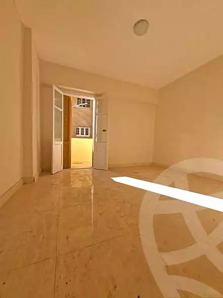 https://aqarmap.com.eg/ar/listing/7135221-for-sale-alexandria-el-asafra-l-sfr-bhry