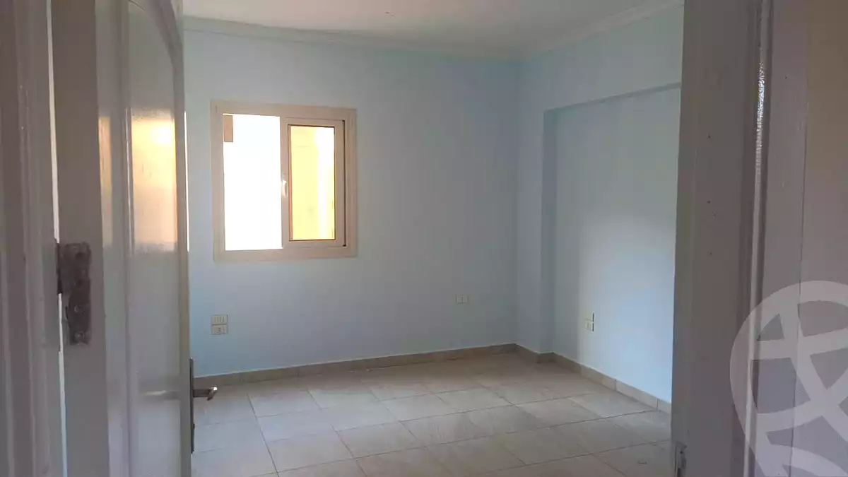 https://aqarmap.com.eg/ar/listing/7135327-for-rent-cairo-al-oubour-el-hay-el-taseaa-el-gamaa-st