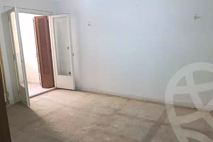 https://aqarmap.com.eg/ar/listing/7135352-for-sale-alexandria-ganaklis