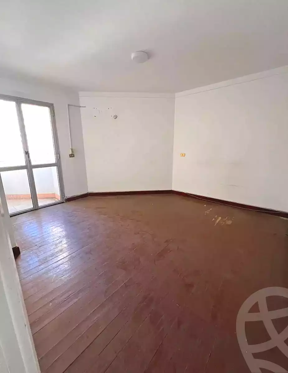 https://aqarmap.com.eg/ar/listing/7135532-for-sale-alexandria-fyktwry-shr-jml-bd-lnsr