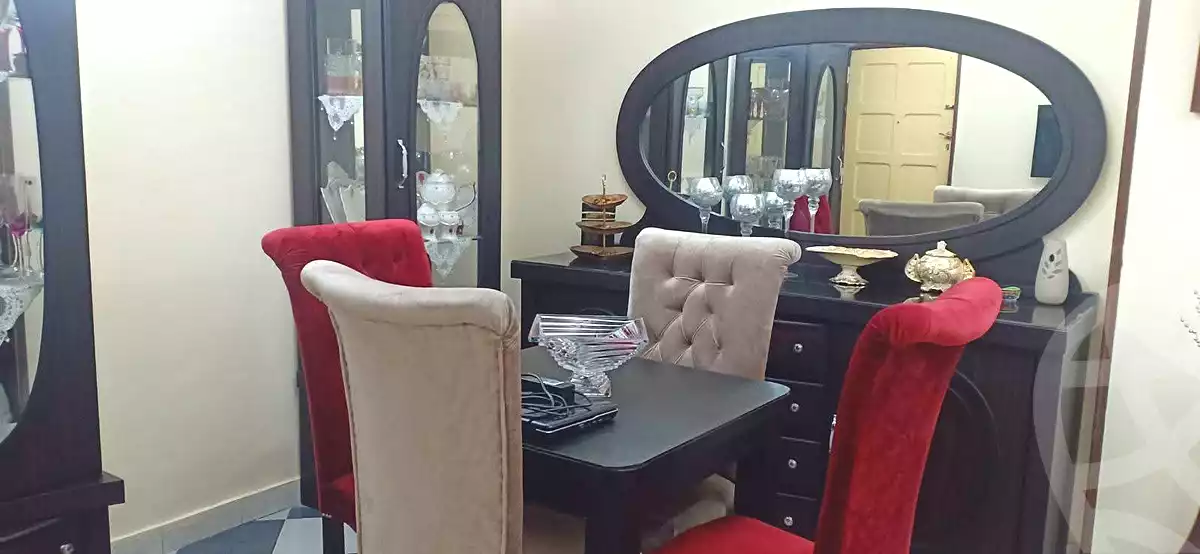 https://aqarmap.com.eg/ar/listing/7135585-for-sale-cairo-helwan-helwan-el-sharkeya-mostafa-safwat-st