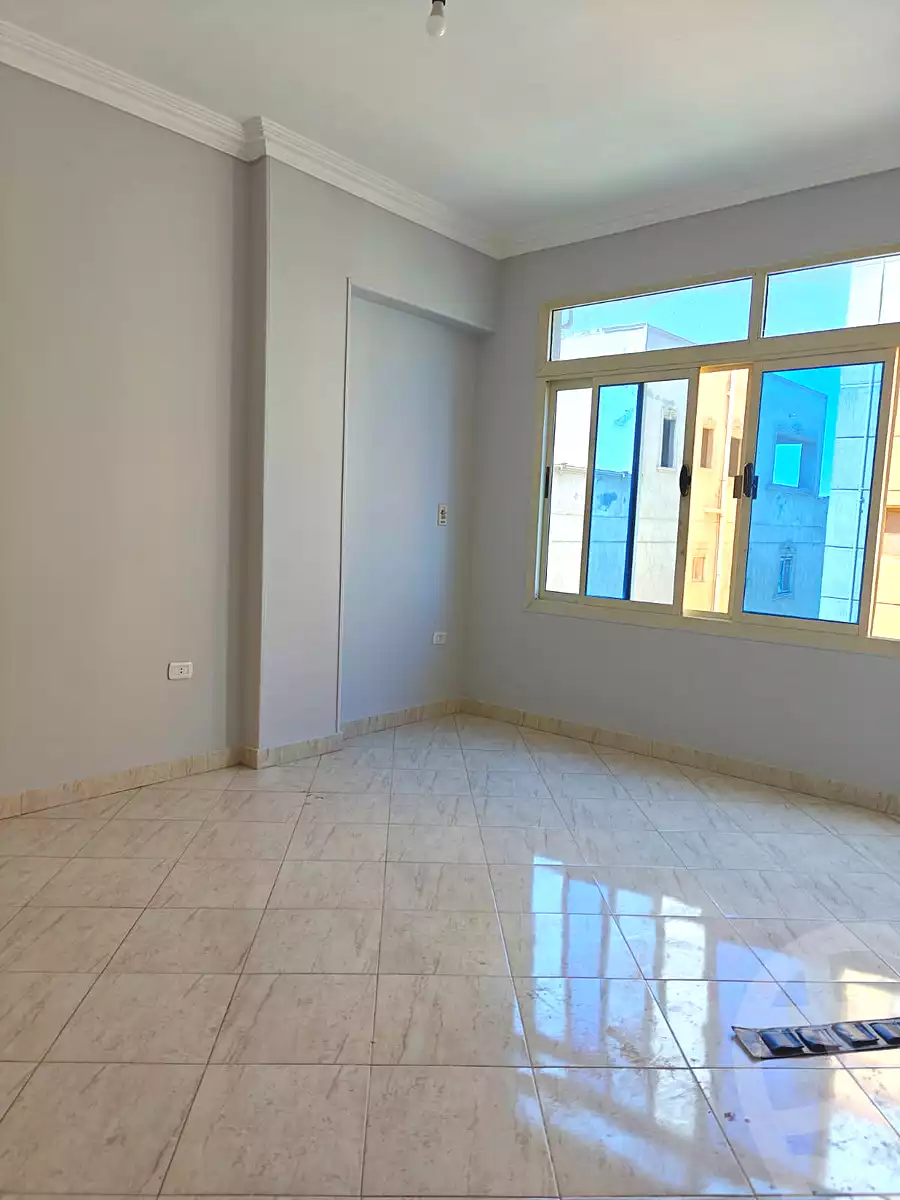 https://aqarmap.com.eg/ar/listing/7135627-for-rent-cairo-new-cairo-ganob-el-akadamiya-south-academy-g-lotfy-hassona-st