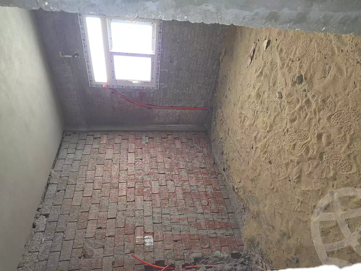 https://aqarmap.com.eg/ar/listing/7133181-for-sale-cairo-new-cairo-compounds-brwmynd-ryzydns-wdy-djl-llttwyr
