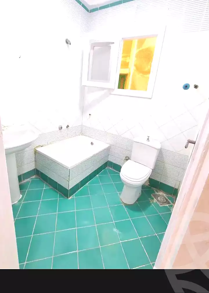 https://aqarmap.com.eg/en/listing/7135873-for-sale-alexandria-al-agamy-shataa-el-nakheel-street-10