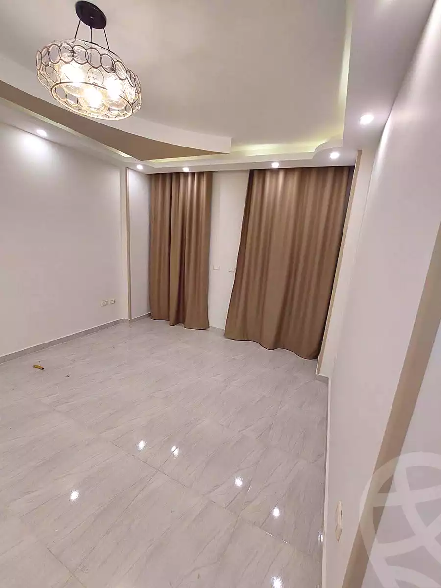https://aqarmap.com.eg/ar/listing/7136074-for-sale-cairo-helwan-helwan-el-sharkeya-saleh-sobhy-st